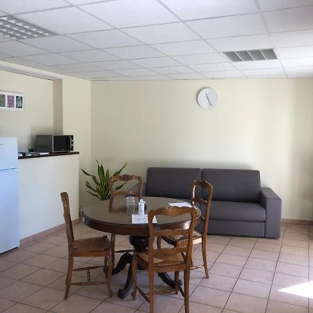 Castel Mireio Bed & Breakfast Cairanne Exterior photo
